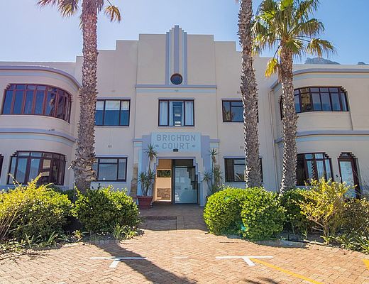 Camps Bay Resort | Impala Tours