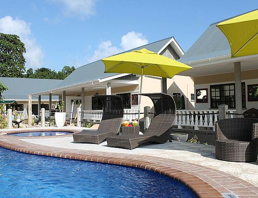 Cabanes des Anges Guesthouse | Impala Tours